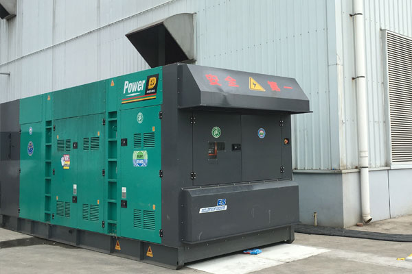 日喀则燃油滤清器的更换流程是怎样的？