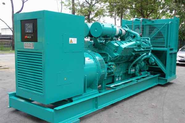 日喀则柴油发电机组电压不稳定怎样维修？