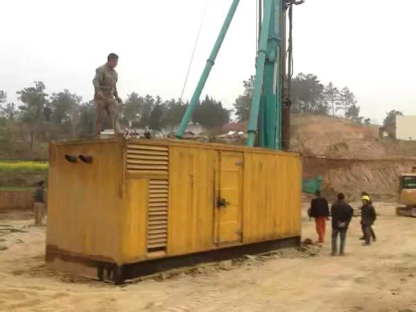 日喀则如何判断水冷式机油散热器密封件是否需要更换？